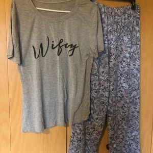 Women’s pj set size medium